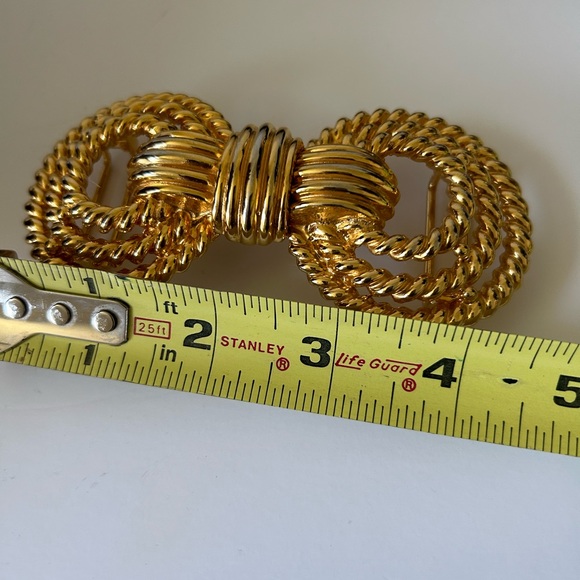 Vintage MiMi D N 1989 interlocking gold tone buckle 
Ribbon style - Picture 7 of 8